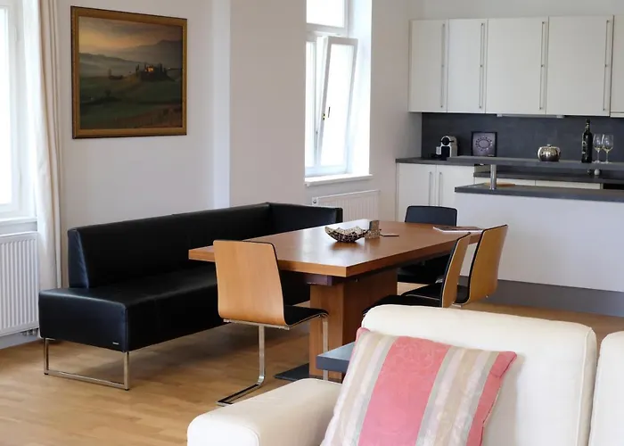 Kolonada Luxury 3 Bedroom Manes Mariënbad