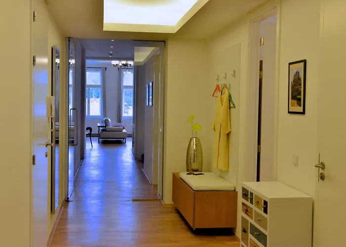 Appartement Kolonada Luxury 3 Bedroom Manes Mariënbad